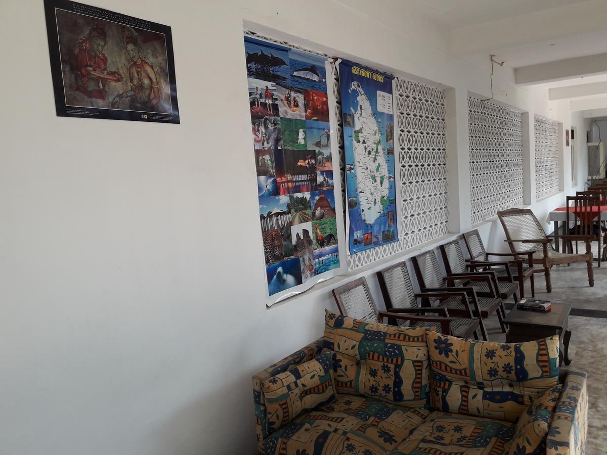 Sea Front Hikkaduwa Hotel Ngoại thất bức ảnh