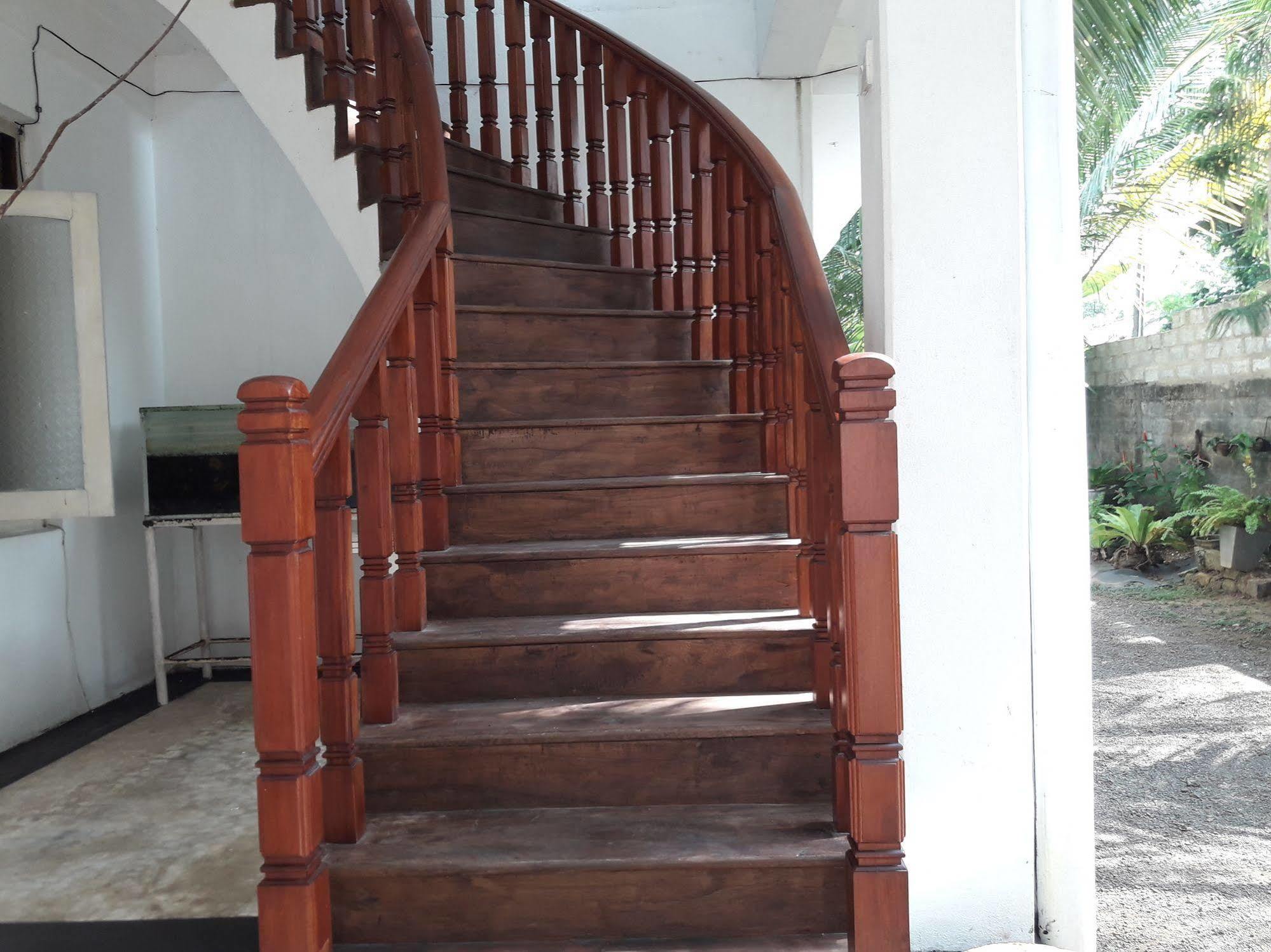 Sea Front Hikkaduwa Hotel Ngoại thất bức ảnh