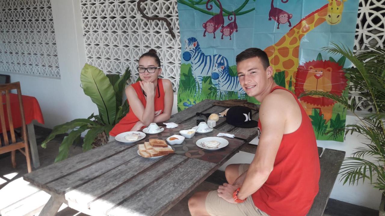 Sea Front Hikkaduwa Hotel Ngoại thất bức ảnh