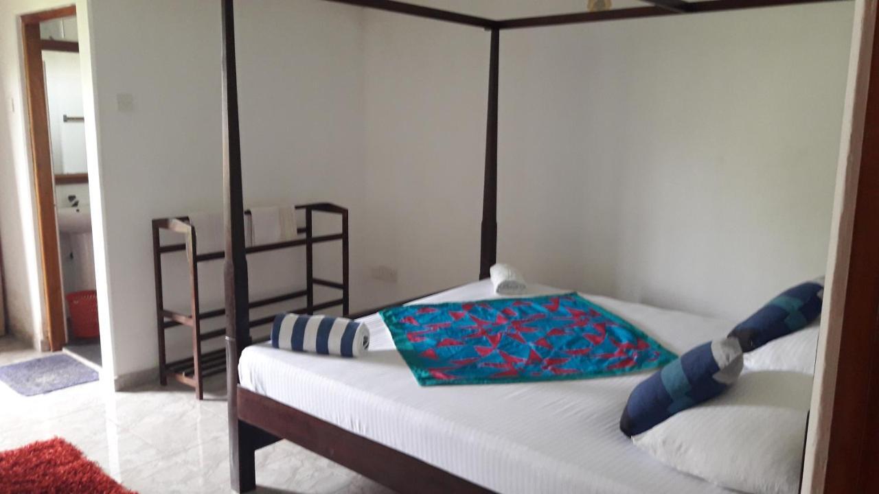 Sea Front Hikkaduwa Hotel Ngoại thất bức ảnh
