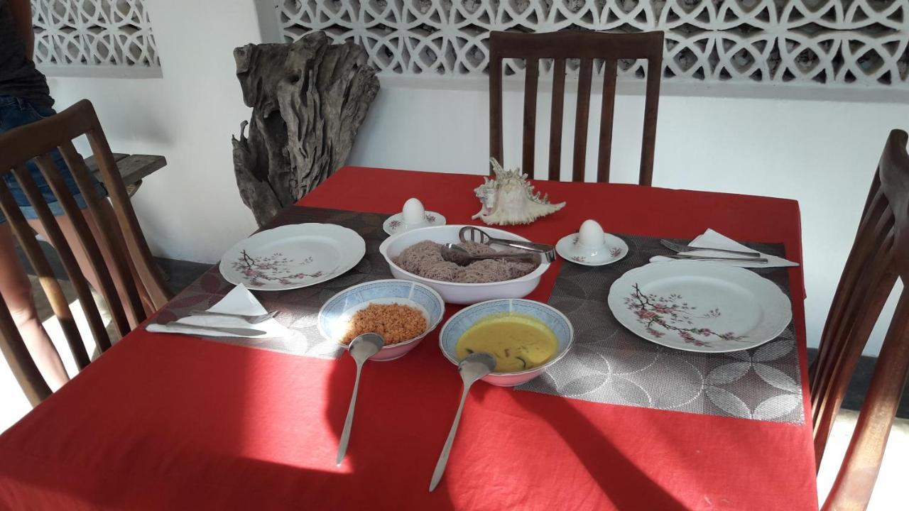 Sea Front Hikkaduwa Hotel Ngoại thất bức ảnh